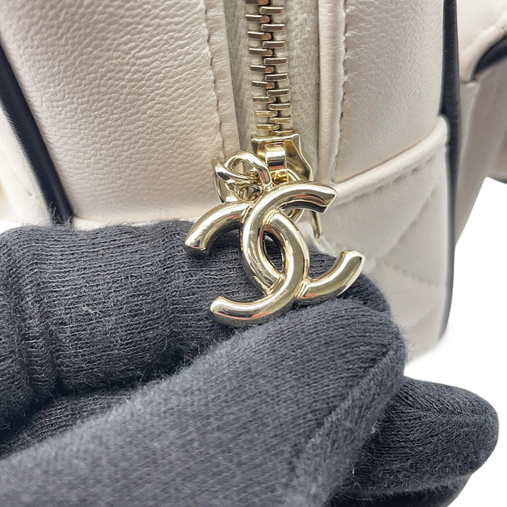 Chanel Matelassé Backpack with Coco Mark, Lambskin, AP3753, CHANEL 2-way Shou... - Picture 12 of 16